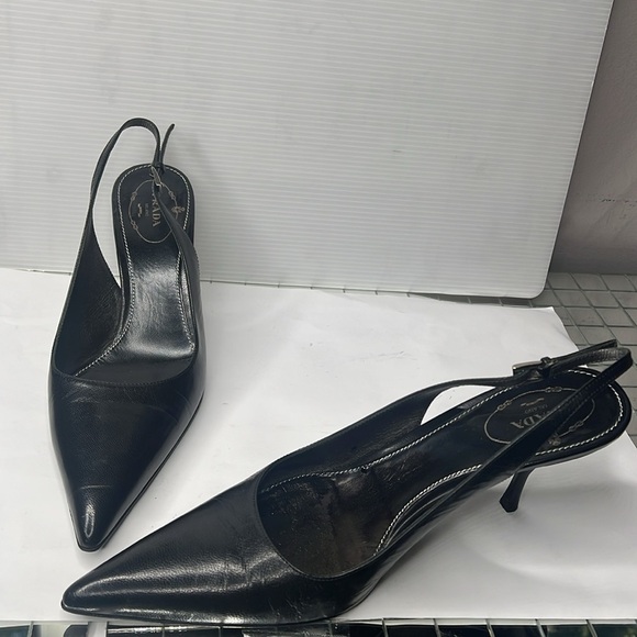 Prada Sz 38 Smooth Black Leather Slingback Slip On Classic Heels - Picture 6 of 11